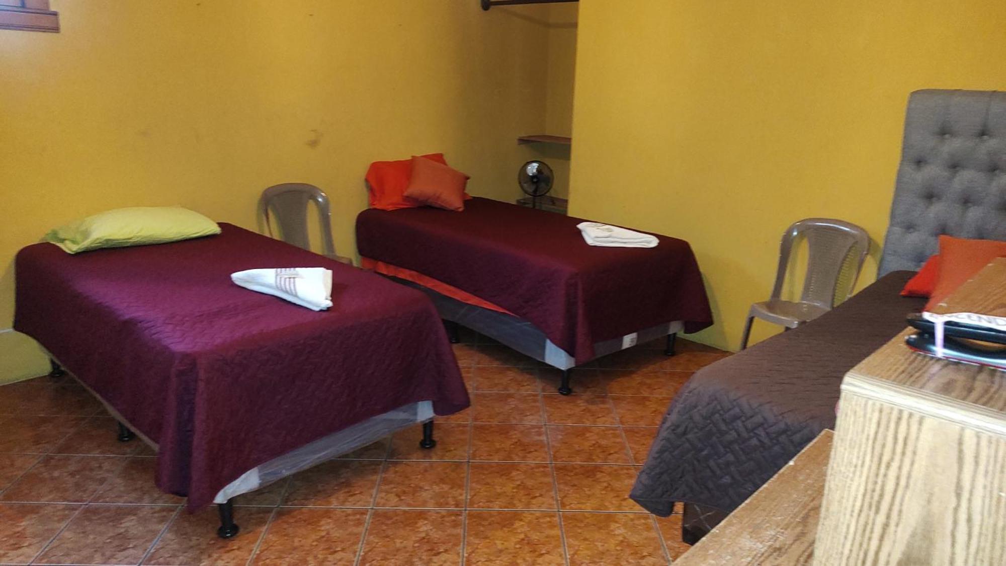 Hosteria Del Centro Santiago Atitlán Екстериор снимка